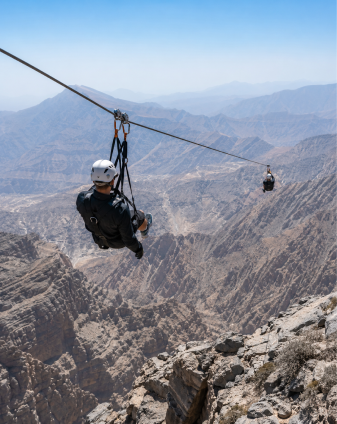 Jebel Jais Zipline mountain adventure in Ras Al Khaimah reviewed by Piumi Samarasinghe for Arabiers