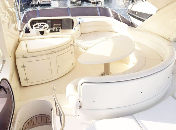55 ft Azimut yacht outdoor deck for Abu Dhabi charter guests