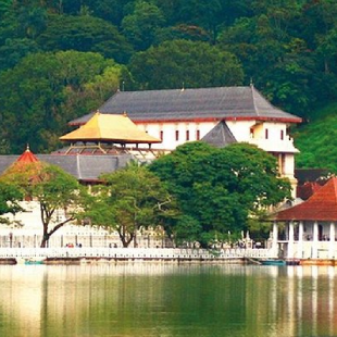 Temple of the Tooth Relic beside Kandy Lake, Sri Lanka